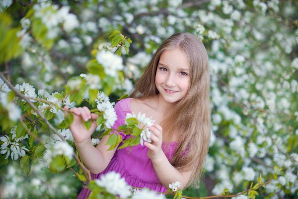 apple-blossom-portraits-at-devylder-farm-with-Birchblaze_003